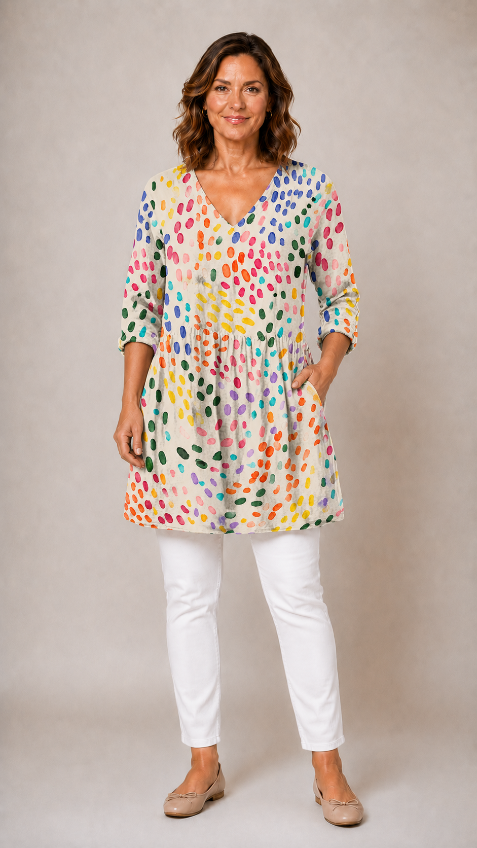 Everlee Long Blouse with V-Neck in confetti dot print - The Gold Coast Family