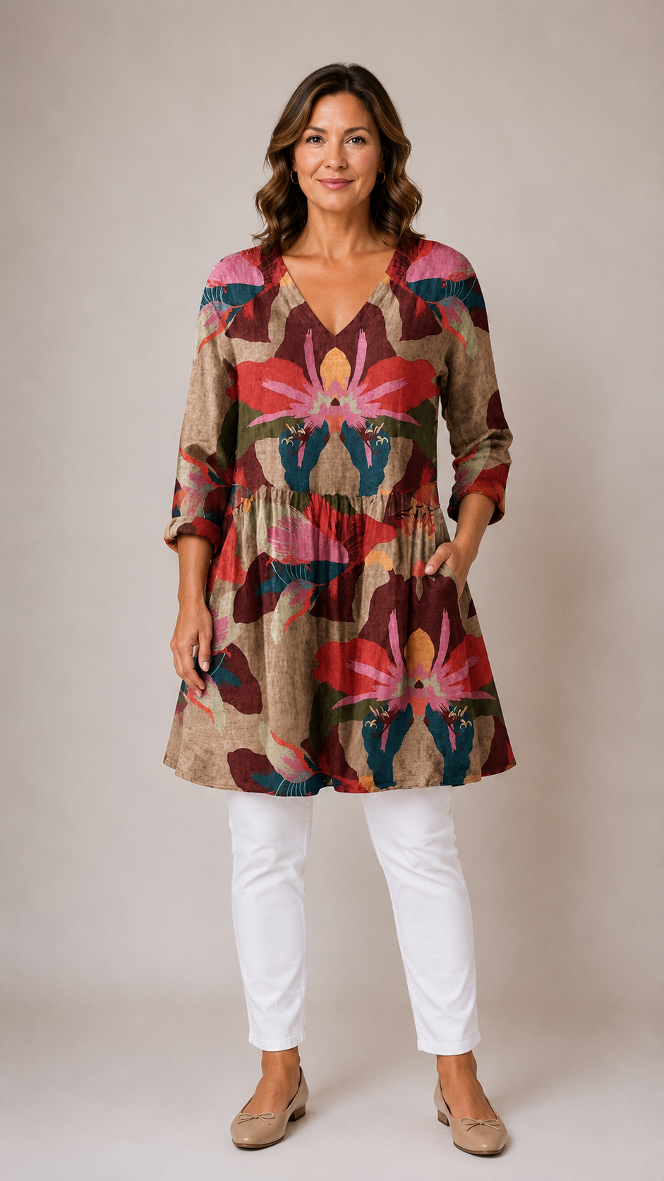 Cassidy Long Blouse with V-Neck in mirrored abstract floral print - The Gold Coast Family