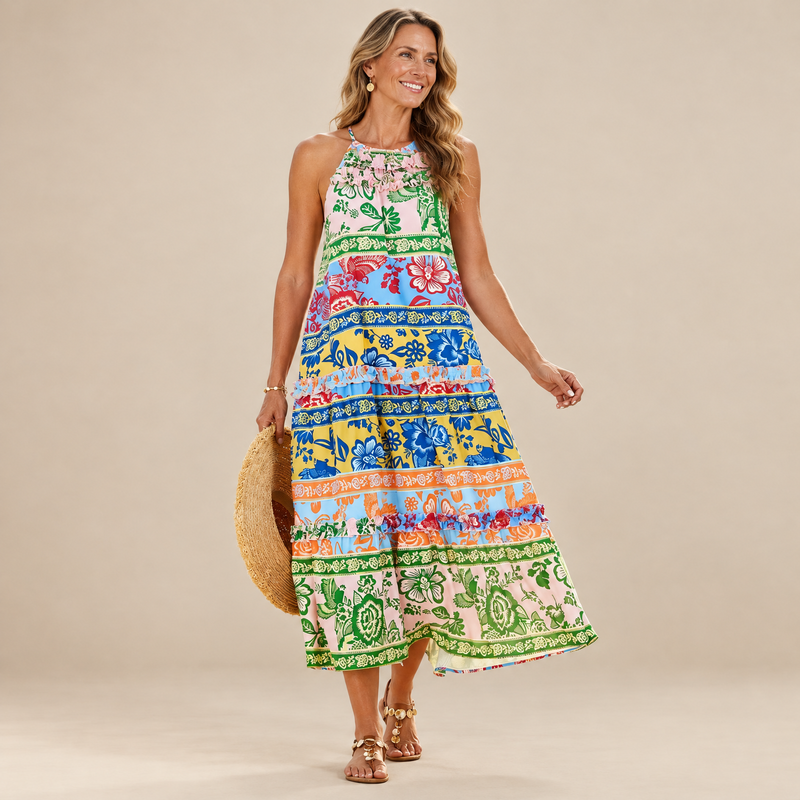 maxi dresses in de lichtbeige studio