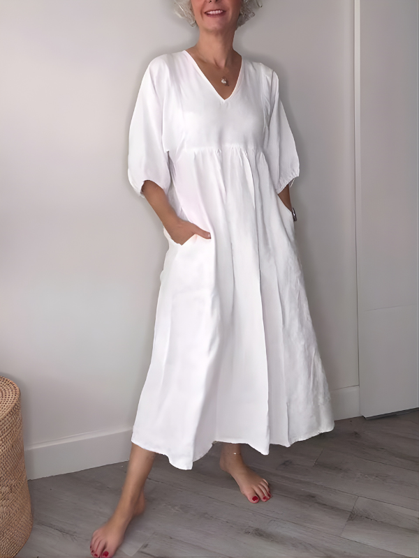 Daisy™ Elegance V-Neck Maxi Dress