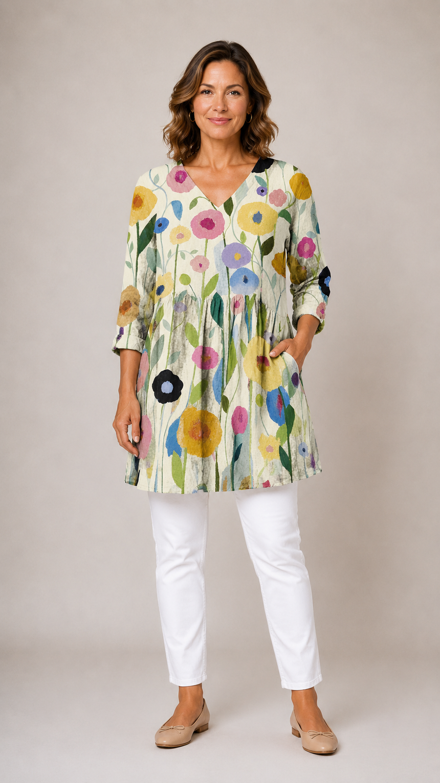 Nellie Long Blouse with V-Neck in cream painterly floral print - The Gold Coast Family