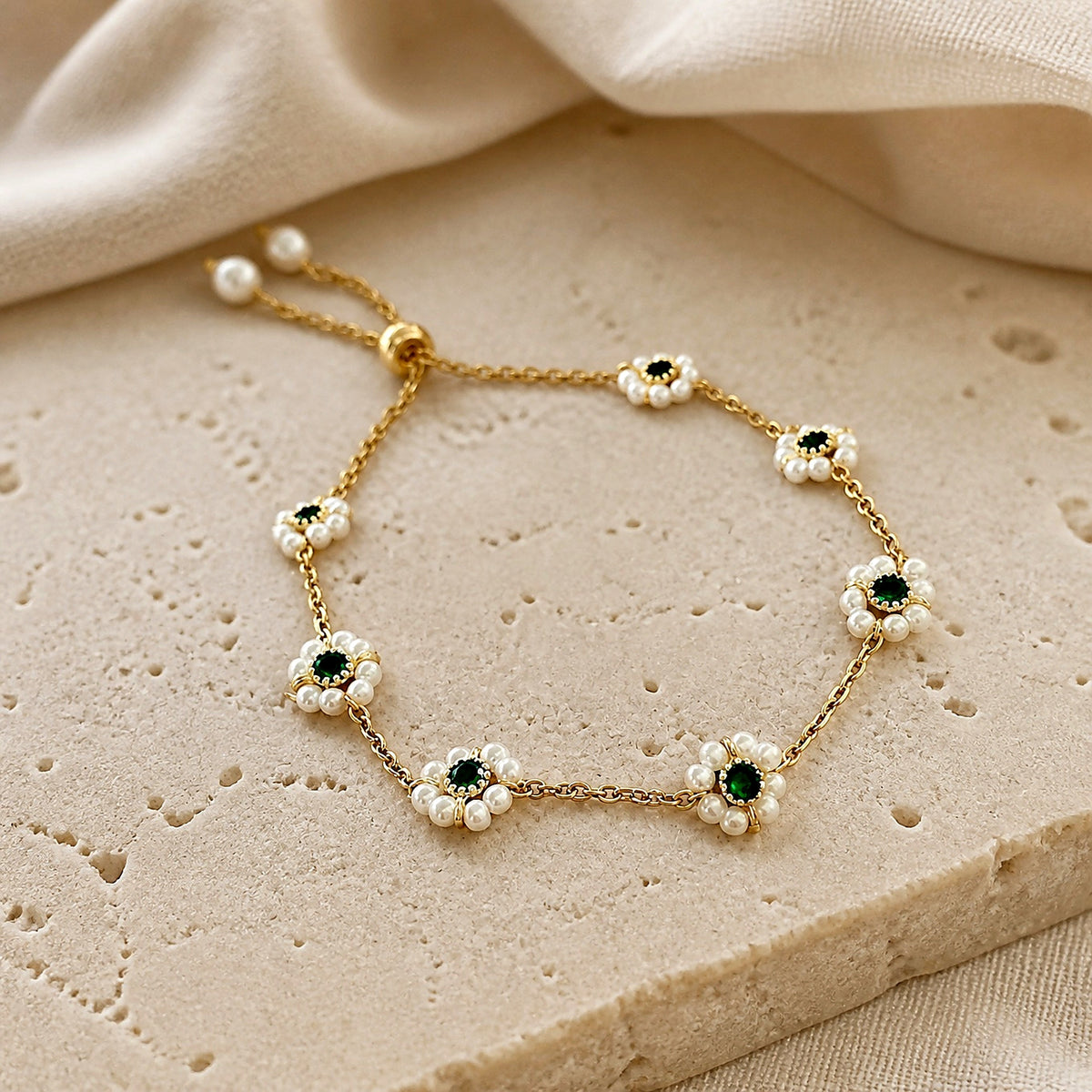 Daisy Green Crystal Bracelet