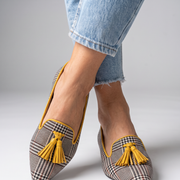 Yellow checks