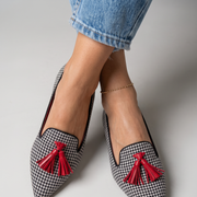 Red checks